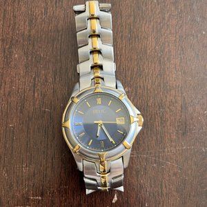 Relic Mens Watch Stainless Steel design with Gold Tone